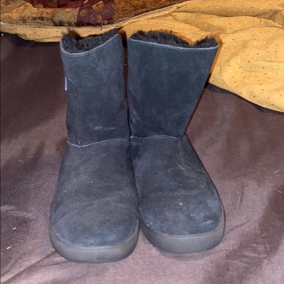 Boots - Picture 2 of 4